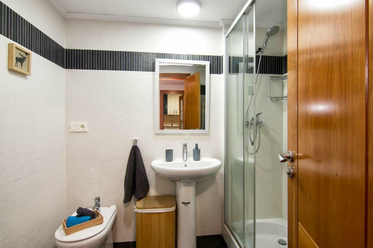 Apartamento Forum-Ciencias Con Piscina, Gym & Parking Grenada Zewnętrze zdjęcie