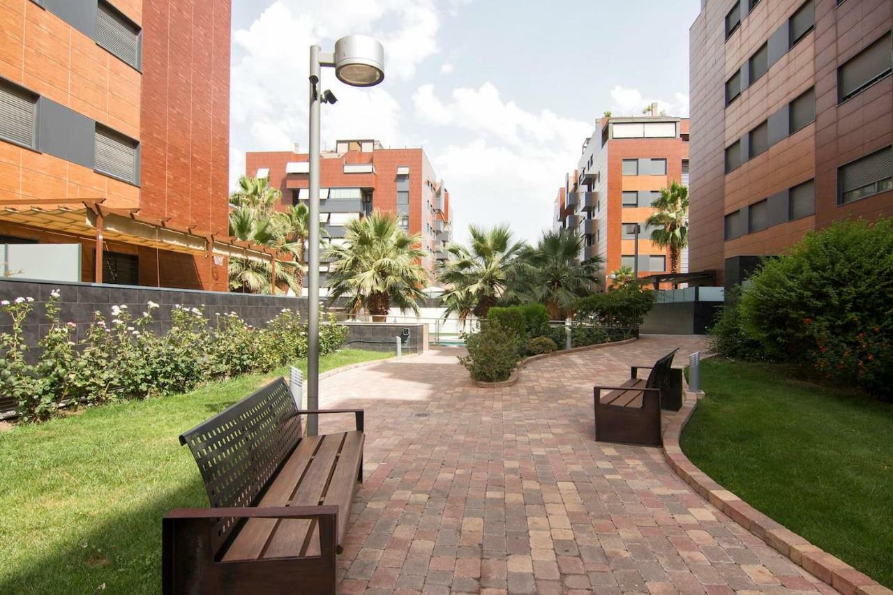 Apartamento Forum-Ciencias Con Piscina, Gym & Parking Grenada Zewnętrze zdjęcie