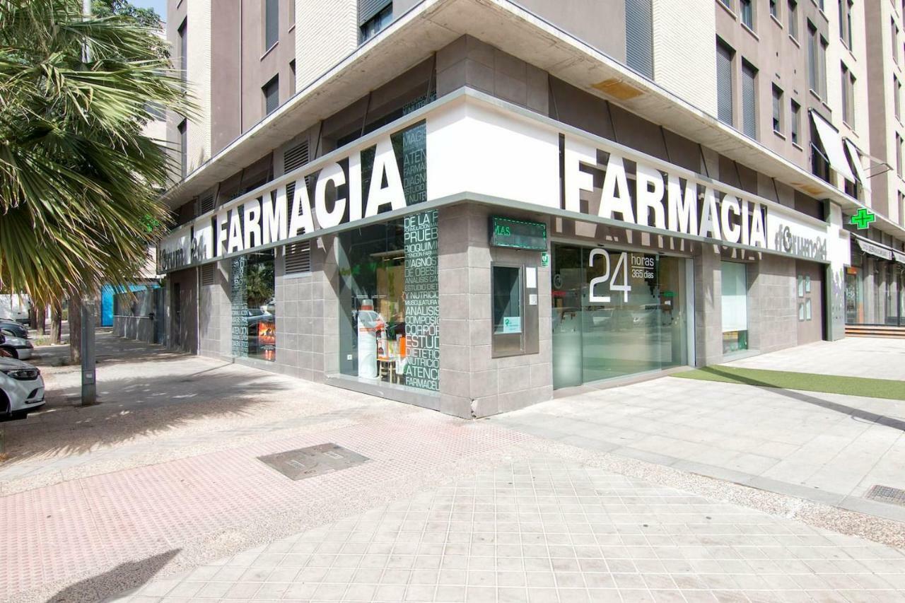 Apartamento Forum-Ciencias Con Piscina, Gym & Parking Grenada Zewnętrze zdjęcie
