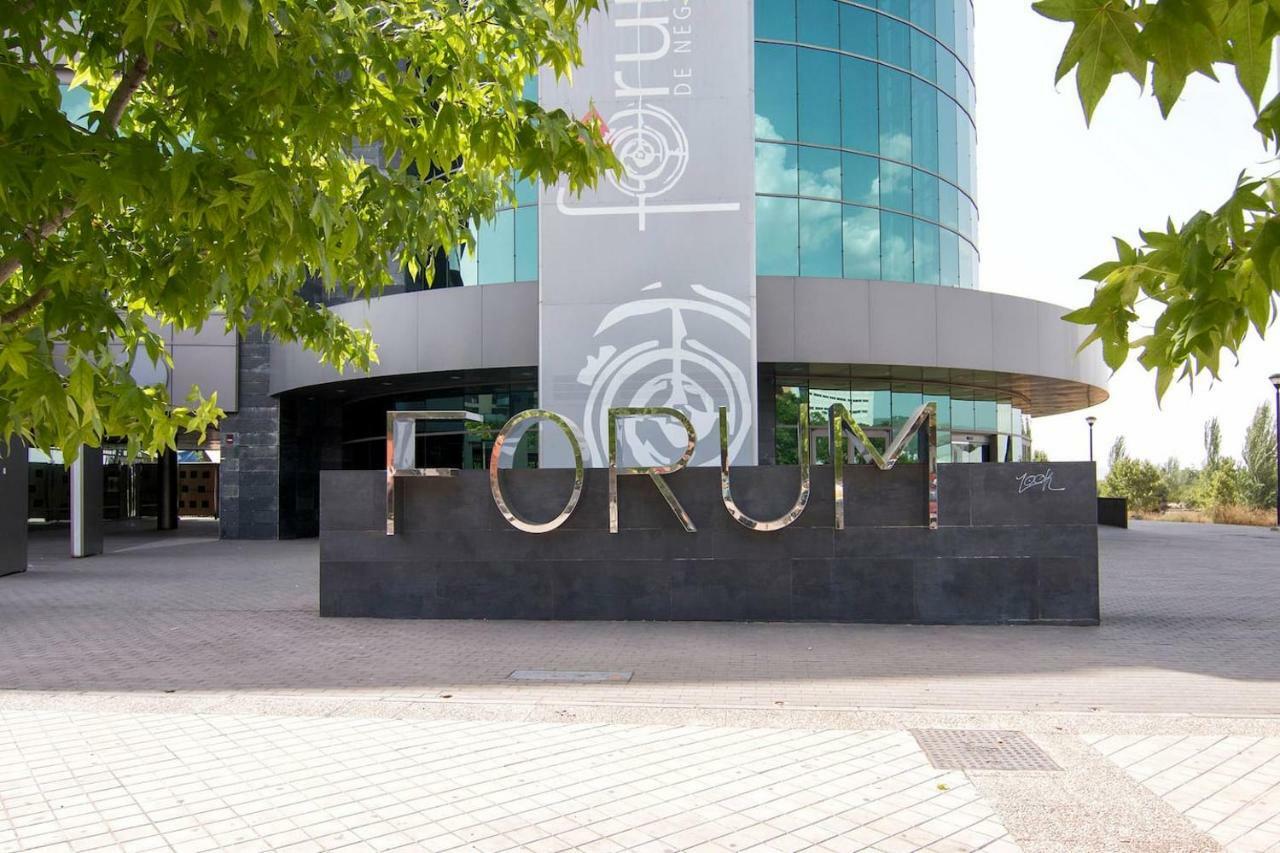 Apartamento Forum-Ciencias Con Piscina, Gym & Parking Grenada Zewnętrze zdjęcie