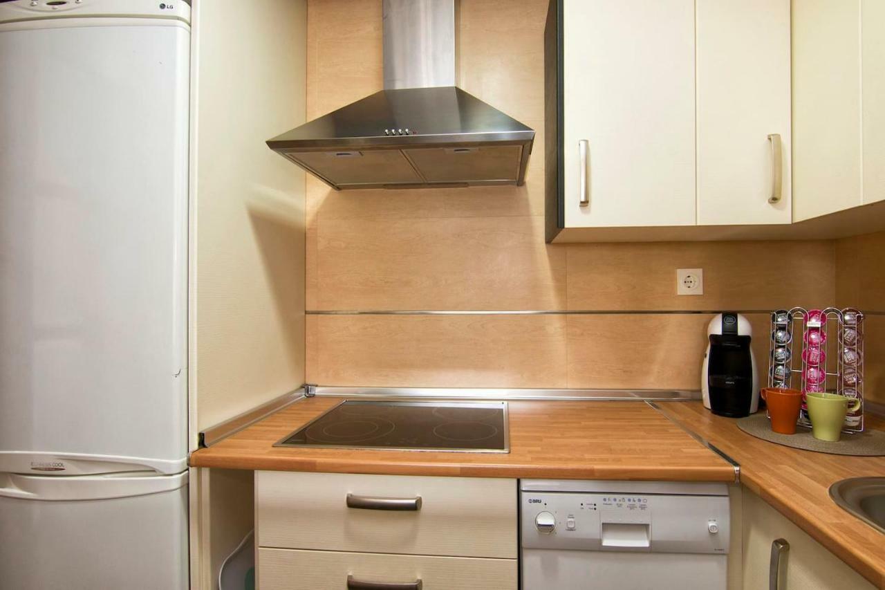 Apartamento Forum-Ciencias Con Piscina, Gym & Parking Grenada Zewnętrze zdjęcie