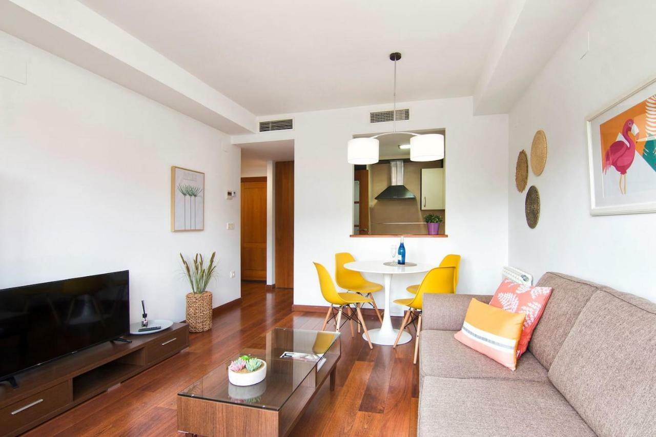 Apartamento Forum-Ciencias Con Piscina, Gym & Parking Grenada Zewnętrze zdjęcie