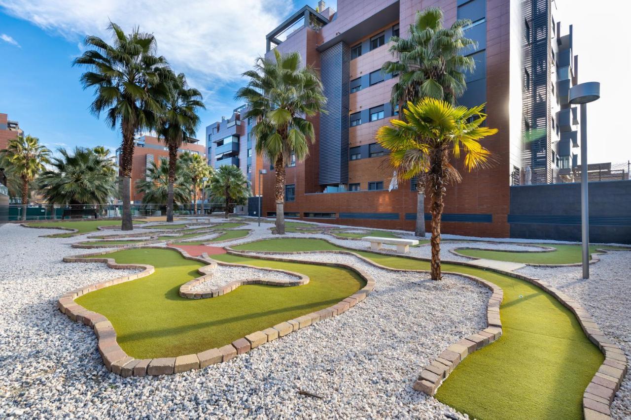 Apartamento Forum-Ciencias Con Piscina, Gym & Parking Grenada Zewnętrze zdjęcie