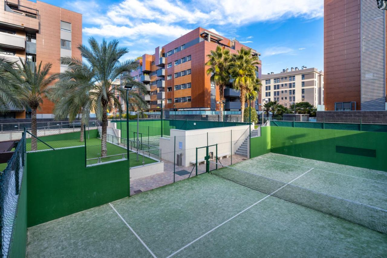 Apartamento Forum-Ciencias Con Piscina, Gym & Parking Grenada Zewnętrze zdjęcie
